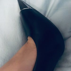 Brand new never worn black michael